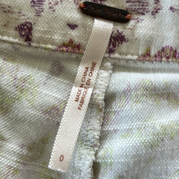 Free People Tribal Print Flat-Front Hi-Rise Linen/Rayon Shorts Pockets Size 0 - Picture 6 of 8